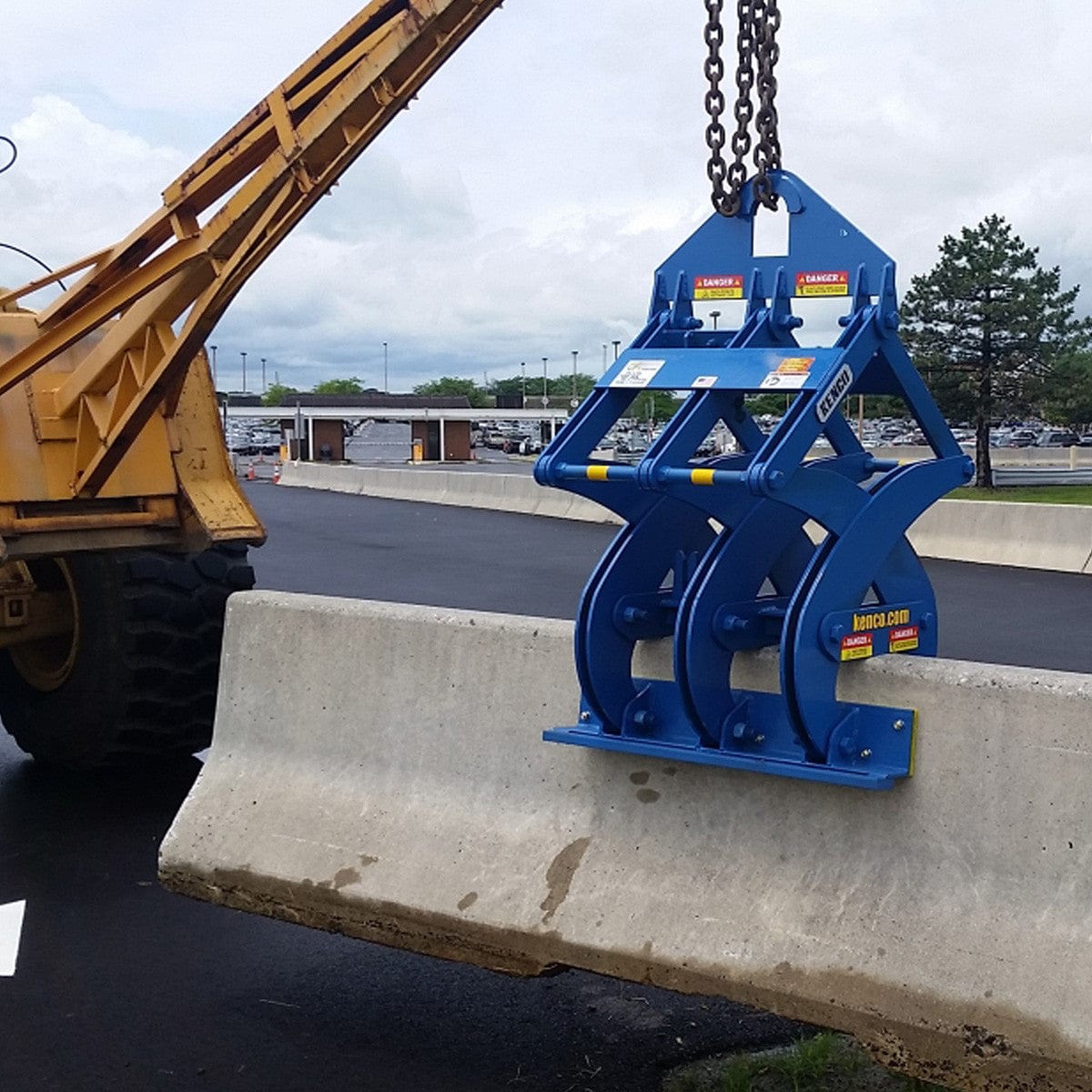 Kenco KL12000 Barrier Lift